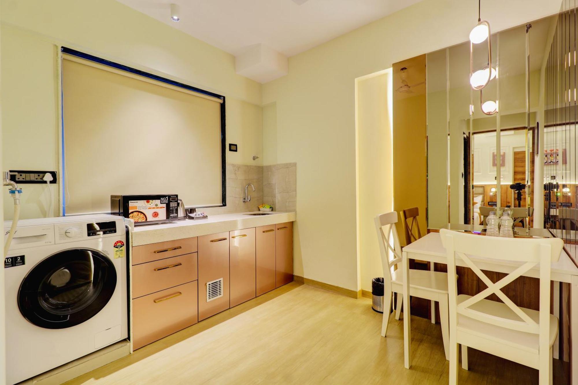 Home2 Suites And Service Apartments, Mumbai Airport 外观 照片