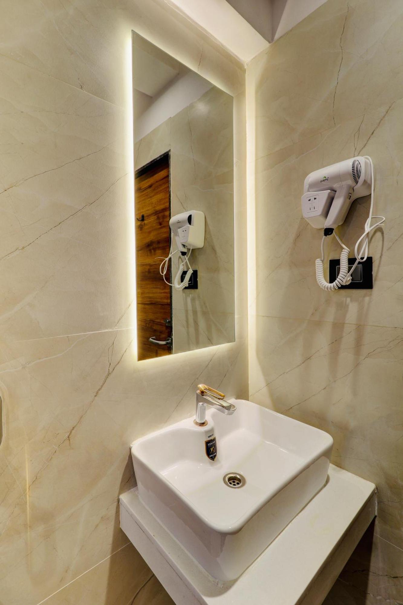 Home2 Suites And Service Apartments, Mumbai Airport 外观 照片
